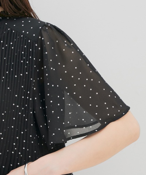 VIS(ビス)の「【洗える】フレアーシフォンプリーツ半袖ブラウス(シャツ/ブラウス・レディース・ネイビー/オフホワイト/モスグリーン/ブラック系その他/ベージュ系その他・FREE)」の20枚目の写真