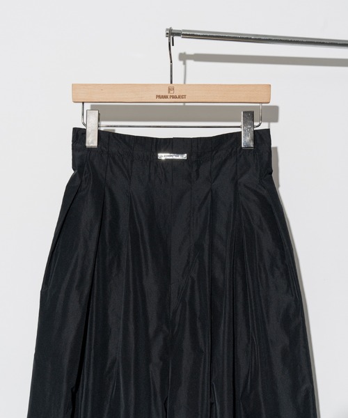 PRANK PROJECT（プランクプロジェクト）の「マイクロタフタスーパーボリュームパンツ / Micro Taffeta Super Voluminous Pants（その他パンツ・レディース・グレー/ブラック/ホワイト/ピンク・36/38）」の20枚目の写真