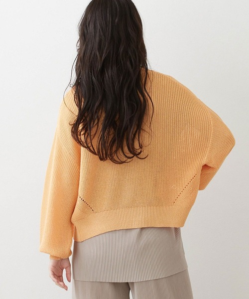 NICOLE white（ニコルホワイト）の「片畦Ｖネックショートカーディガン（カーディガン/ボレロ・レディース・オレンジ/グレー/オフホワイト/ネイビー・FREE）」の18枚目の写真