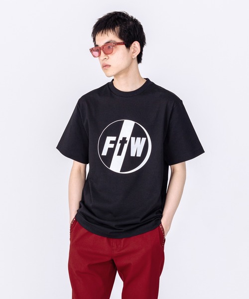 FTW(エフティダブリュー)の「FTW LOGO S/S TEE(Tシャツ/カットソー・メンズ・ブラック/ホワイト/ブラウン・MEDIUM/LARGE)」の1枚目の写真