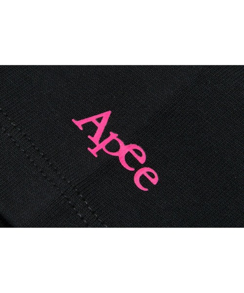APEE BY A BATHING APE（エイピーバイアベイシングエイプ）の