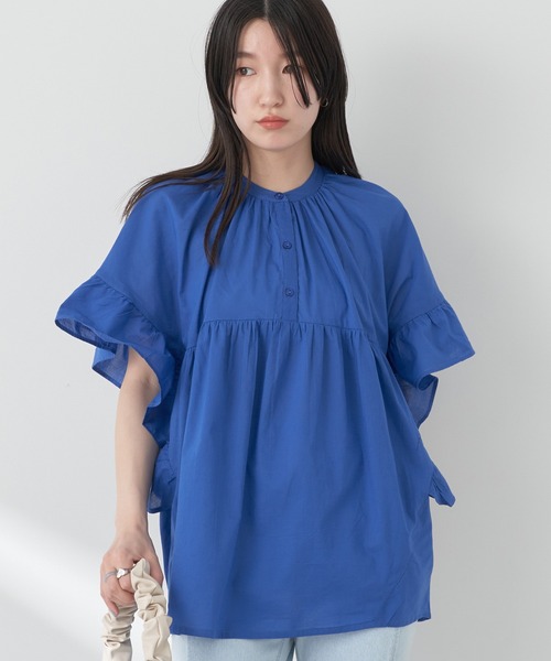 earth music&ecology（アースミュージックアンドエコロジー）の「コットンボイルボリュームブラウス（シャツ/ブラウス・レディース・ブラック/オフホワイト/ブルー/グリーン・FREE）」の4枚目の写真