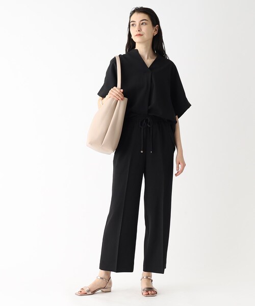 OPAQUE.CLIP（オペークドットクリップ）の「◆【A4収納可/軽量】合皮タテ型ワンショルダーバッグ（ショルダーバッグ・レディース・グレー/ブラック/ベージュ・00）」の8枚目の写真