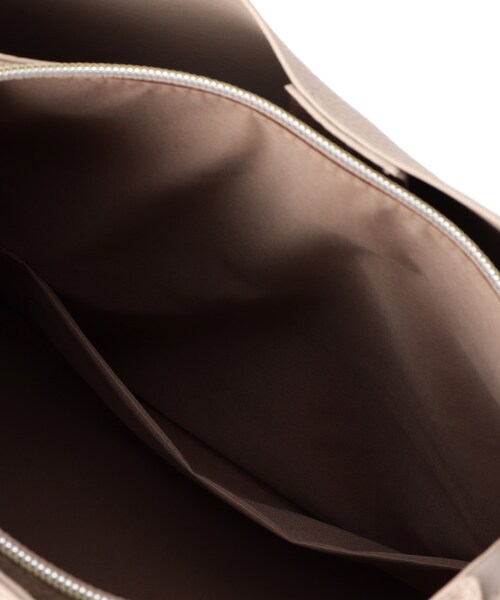 OPAQUE.CLIP（オペークドットクリップ）の「◆【A4収納可/軽量】合皮タテ型ワンショルダーバッグ（ショルダーバッグ・レディース・グレー/ブラック/ベージュ・00）」の19枚目の写真