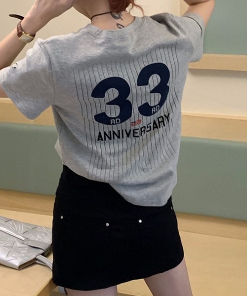 LYEON（リヨン）の「バックナンバーロゴTシャツ（Tシャツ/カットソー・レディース・グレー/ホワイト・FREE）」の9枚目の写真