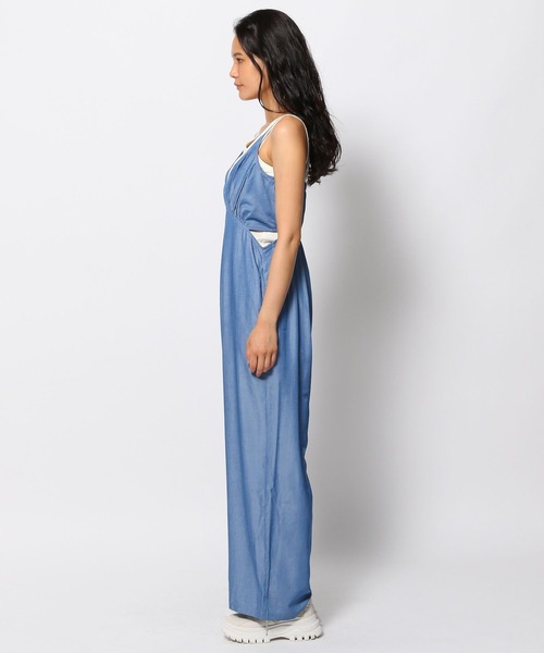 FOREVER 21（フォーエバー トゥエンティーワン）の「【2023AW】シャンブレーオールインワン（つなぎ/オールインワン・レディース・ブラック/ブルー・SMALL/MEDIUM）」の10枚目の写真