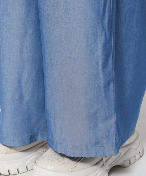 FOREVER 21（フォーエバー トゥエンティーワン）の「【2023AW】シャンブレーオールインワン（つなぎ/オールインワン・レディース・ブラック/ブルー・SMALL/MEDIUM）」の20枚目の写真