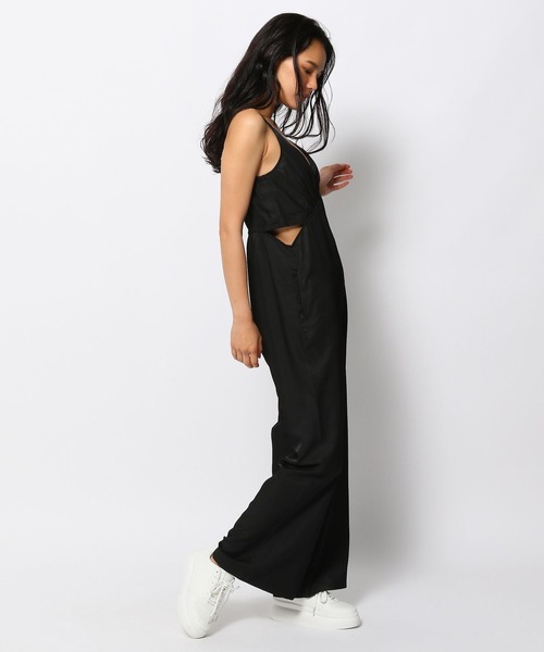 FOREVER 21（フォーエバー トゥエンティーワン）の「【2023AW】シャンブレーオールインワン（つなぎ/オールインワン・レディース・ブラック/ブルー・SMALL/MEDIUM）」の12枚目の写真