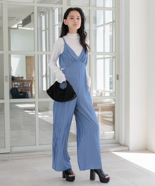 FOREVER 21（フォーエバー トゥエンティーワン）の「【2023AW】シャンブレーオールインワン（つなぎ/オールインワン・レディース・ブラック/ブルー・SMALL/MEDIUM）」の21枚目の写真