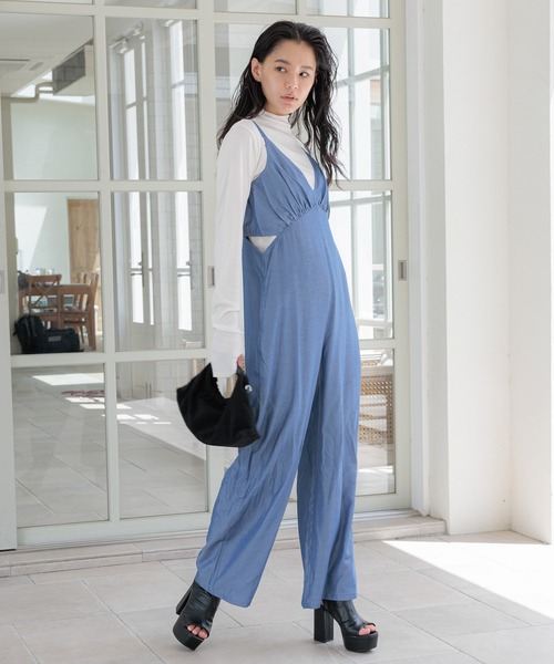 FOREVER 21（フォーエバー トゥエンティーワン）の「【2023AW】シャンブレーオールインワン（つなぎ/オールインワン・レディース・ブラック/ブルー・SMALL/MEDIUM）」の22枚目の写真