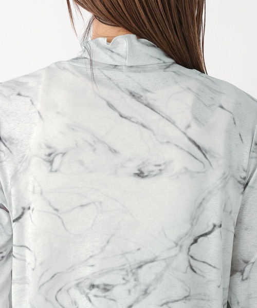 LEPSIM(レプシィム)の「ニュアンス柄シアープルオーバー 971939(Tシャツ/カットソー・レディース・グレー/ベージュ/アイボリー・FREE)」の19枚目の写真