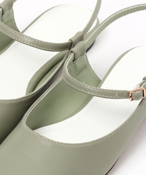 BAYFLOW（ベイフロー）の「ストラップフラットパンプス（パンプス・レディース・ブラック/クリアグリーン・LARGE/MEDIUM）」の11枚目の写真