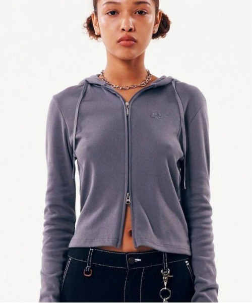 runningHIGH(ランニングハイ)の「【runningHIGH】RH LOGO SLIM ZIP UP HOODIE(パーカー・レディース・グレー/ホワイト/ブラック・ONE SIZE)」の22枚目の写真