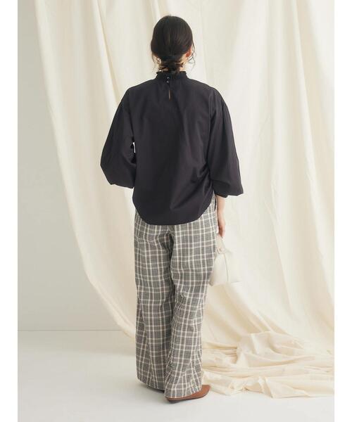 CRAFT STANDARD BOUTIQUE(クラフトスタンダードブティック)の「インドコットンシャーリングハイネックブラウス(シャツ/ブラウス・レディース・ブラック/オフホワイト・FREE)」の3枚目の写真
