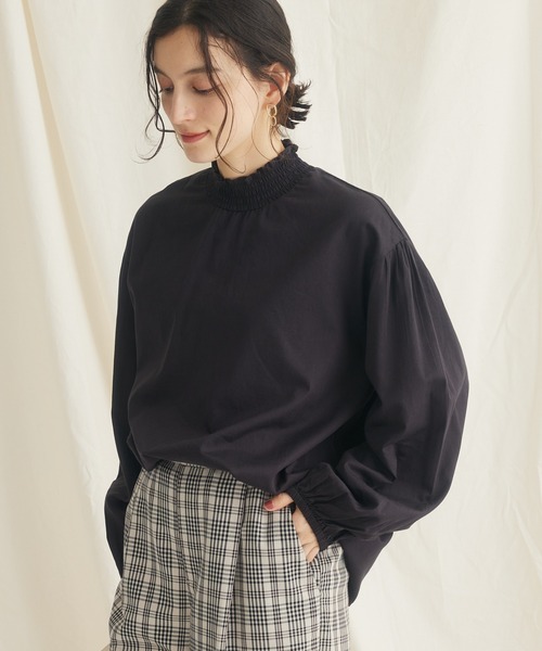 CRAFT STANDARD BOUTIQUE(クラフトスタンダードブティック)の「インドコットンシャーリングハイネックブラウス(シャツ/ブラウス・レディース・ブラック/オフホワイト・FREE)」の2枚目の写真
