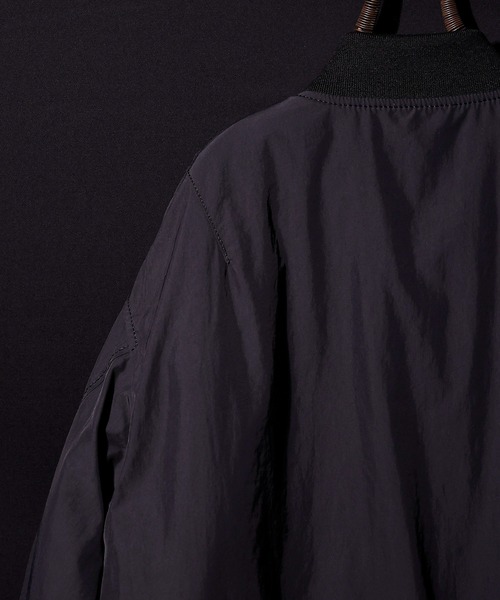 NUMBER (N)INE（ナンバーナイン）の「MATTE NYLON OVER MA-1 JACKET / マッドナイロン 中綿 エムエーワン ジャケット（MA-1・メンズ・グレー系その他/ブラック・3/2/4）」の11枚目の写真