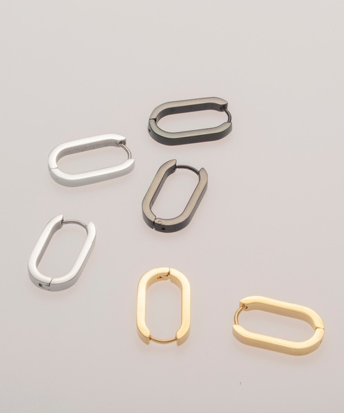 BUTTON&CUFFLINKS(ボタンアンドカフリンクス)の「BUTTON&CUFFLINKS ボタンアンドカフリンクス:ステンレス 楕円ピアス 21mm(ピアス(両耳用)・レディース・ゴールド/シルバー/ブラック・FREE)」の13枚目の写真