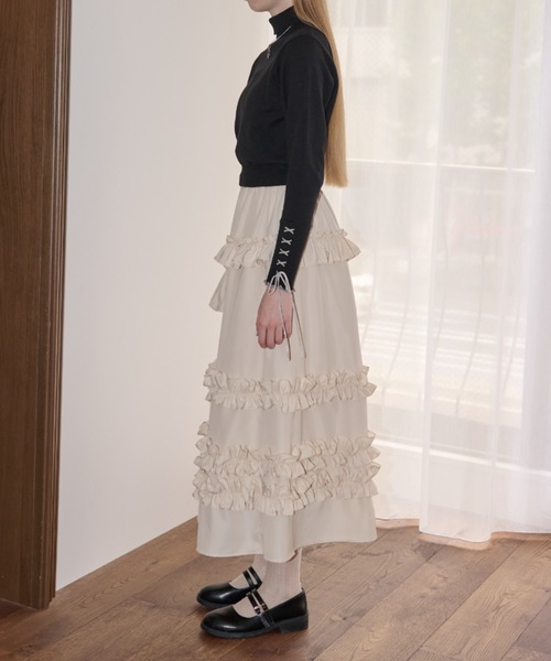 idem(イデム)の「lace up ribbon turtle knit/袖口レースアップタートルニット(ニット/セーター・レディース・ブラック/アイボリー/ブラウン・FREE)」の7枚目の写真