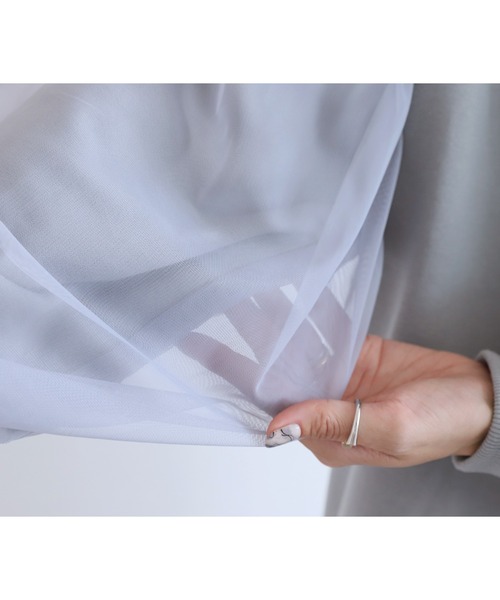 reca(レカ)の「チュール袖スウェットプルオーバー(スウェット・レディース・オフホワイト/ブラック/グレー/キャメル/アイボリー・FREE)」の17枚目の写真