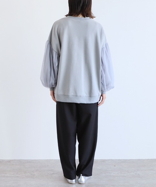 reca(レカ)の「チュール袖スウェットプルオーバー(スウェット・レディース・オフホワイト/ブラック/グレー/キャメル/アイボリー・FREE)」の8枚目の写真