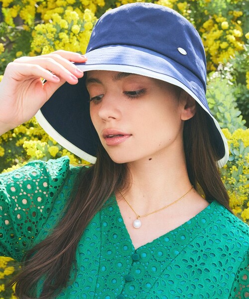 TOCCA(トッカ)の「TRIM RIBBON BUCKET HAT バケットハット(ハット・レディース・ブラック系/ベージュ系/ネイビー系/ライトグレー系・F)」の4枚目の写真