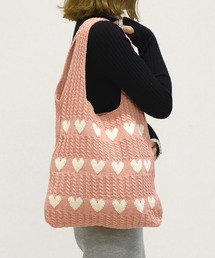 DAY CLOSET | 【A4収納可】長めの持ち手で肩掛けしやすい。レトロハート柄ニットトートバッグ レディース(トートバッグ)