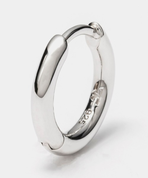TOM WOOD(トムウッド)の「TOM WOOD classic hoop small トムウッド クラシック スターリングシルバー 925 ピアス(両耳用)(ピアス(両耳用)・レディース・シルバー・SMALL)」の4枚目の写真