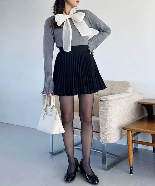 one after another NICE CLAUP（ワンアフターアナザーナイスクラップ）の「細プリーツミニスカート（スカート・レディース・ベージュ/ブラック/グレー・FREE）」の7枚目の写真