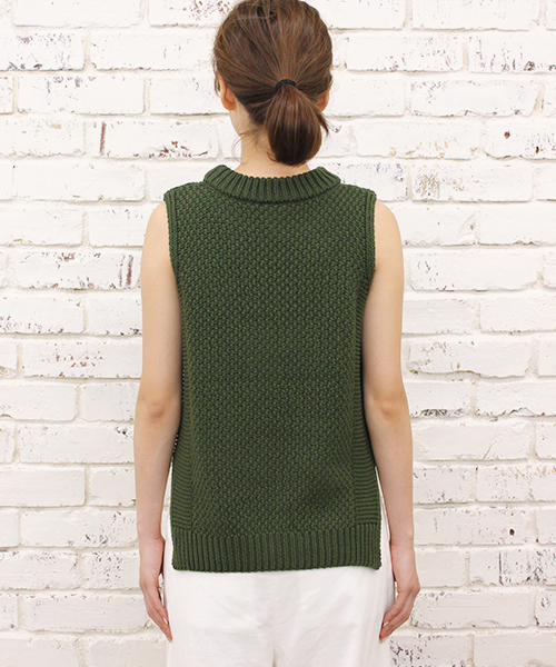 CIAOPANIC（チャオパニック）の「【Ciaopanic】　ボトルネックニットベスト（ベスト・レディース・オフホワイト/グレー/カーキ/ネイビー・FREE）」の7枚目の写真