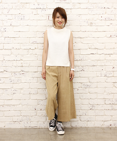 CIAOPANIC（チャオパニック）の「【Ciaopanic】　ボトルネックニットベスト（ベスト・レディース・オフホワイト/グレー/カーキ/ネイビー・FREE）」の11枚目の写真
