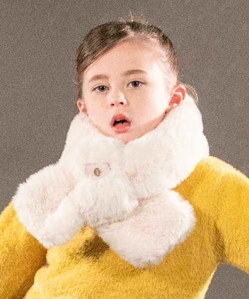 kate spade new york kids(ケイトスペードニューヨーク)の「トドラー フェイクファーマフラー(マフラー・キッズ・サックスブルー/アイボリー/ピンク・F)」の5枚目の写真