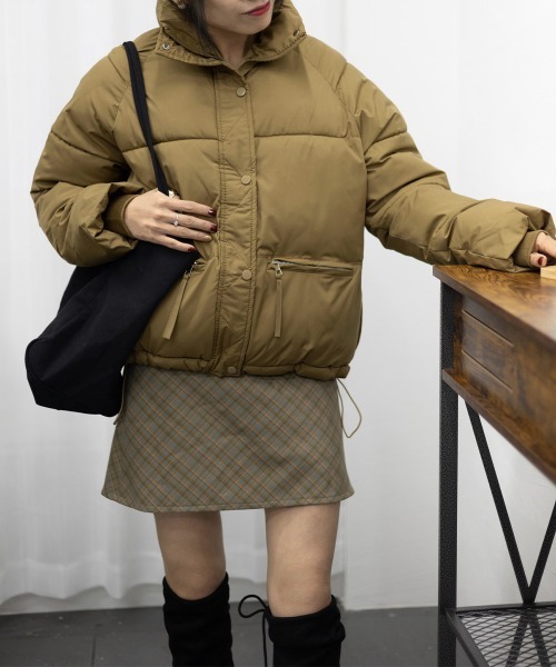 Miniministore(ミニミニストア)の「エコダウンジャケット 中綿ブルゾン 韓国(ダウンジャケット/コート・レディース・カーキ/ブラック/ワインレッド/アイボリー・FREE)」の14枚目の写真