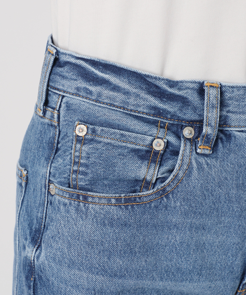 VERMEIL par iena(ヴェルメイユパーイエナ)の「【NEEDBY heritage/ニードバイ ヘリテージ】JOE(デニムパンツ・レディース・コバルトブルー・24/23/26/25)」の18枚目の写真