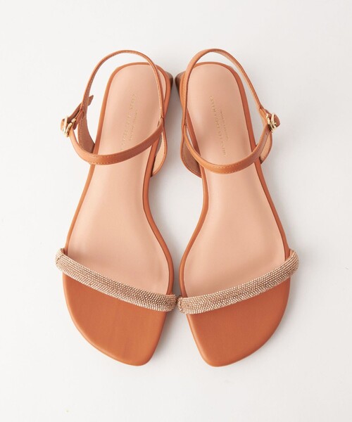 green label relaxing(グリーンレーベルリラクシング)の「パテッドベルト フラットサンダル(1.5cmヒール)(サンダル・レディース・ブラック/ブラウン/シルバー・S/M/L/XL)」の9枚目の写真