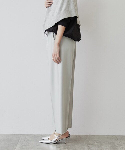 cloenc（クロエンス）の「◆【手洗い可】ツイルストレートパンツ（その他パンツ・レディース・ライトグレー/ベージュ/ネイビー・01/02/03）」の16枚目の写真