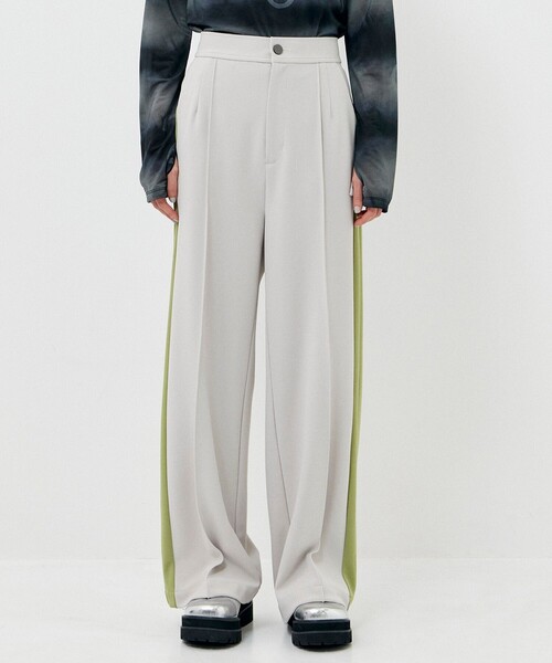 CITY TOKYO（シティトウキョウ）の「【手洗い可能】ジョーゼットサイドラインストレートパンツ（その他パンツ・レディース・ブラック/ベージュ・2/1）」の18枚目の写真