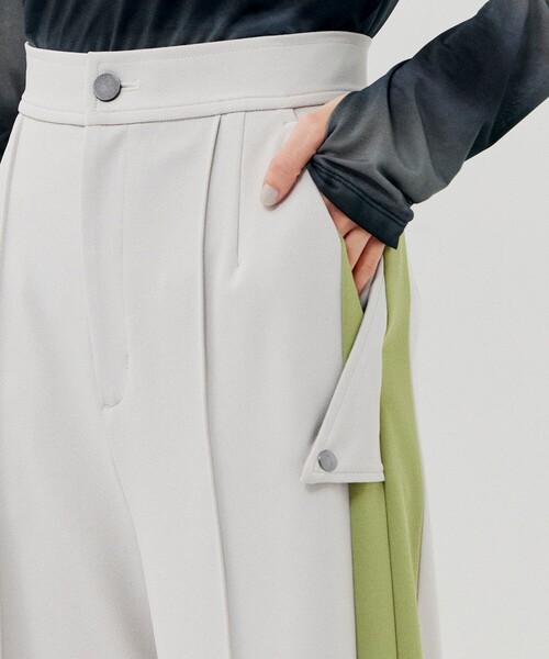 CITY TOKYO（シティトウキョウ）の「【手洗い可能】ジョーゼットサイドラインストレートパンツ（その他パンツ・レディース・ブラック/ベージュ・2/1）」の5枚目の写真