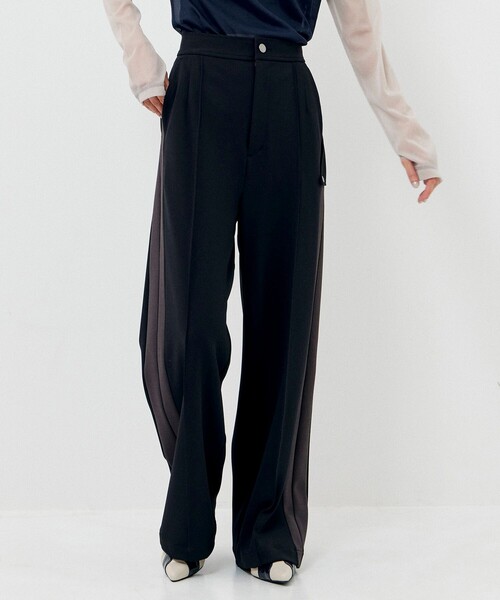 CITY TOKYO（シティトウキョウ）の「【手洗い可能】ジョーゼットサイドラインストレートパンツ（その他パンツ・レディース・ブラック/ベージュ・2/1）」の2枚目の写真