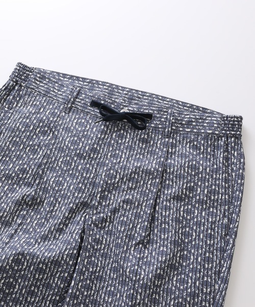 MEN'S BIGI（メンズビギ）の「オリエンタル調ストライプスラックスパンツ（スラックス・メンズ・ブルー・01/02/03/04）」の2枚目の写真
