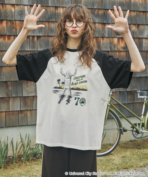 MONO-MART LADY'S(モノマートレディース)の「【CHUCKY】別注 チャッキー ヴィンテージ加工 グラフィックプリント半袖Tシャツ(Tシャツ/カットソー・レディース・ネイビー系2/チャコールグレー/グレー系2/ブラック/アイボリー/ワイン/ネイビー/アイボリー系1/ネイビー系1/グレー系1/ネイビー系3・FREE)」の3枚目の写真