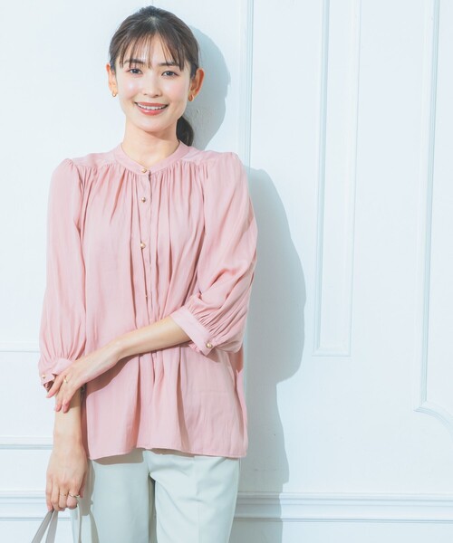 ITS'DEMO（イッツデモ）の「◆【通勤／体型カバー】サテン前開きブラウス（シャツ/ブラウス・レディース・アイボリー/グリーン系/ピンク/ライトブルー・00）」の4枚目の写真