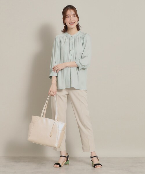ITS'DEMO（イッツデモ）の「◆【通勤／体型カバー】サテン前開きブラウス（シャツ/ブラウス・レディース・アイボリー/グリーン系/ピンク/ライトブルー・00）」の11枚目の写真