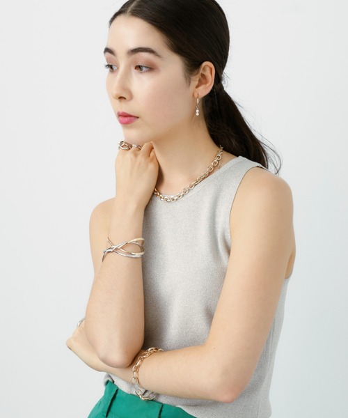 saloon（サルーン）の「SALOON(サルーン)/　クロスブレスレット（ブレスレット・レディース・その他1/その他2・FREE）」の11枚目の写真