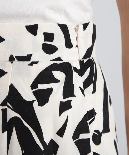 N.（N. Natural Beauty Basic）（エヌエヌナチュラルビューティーベーシック）の「◆プリントＡラインスカート《S Size Line》（スカート・レディース・ブラック系その他・MEDIUM/SMALL）」の15枚目の写真