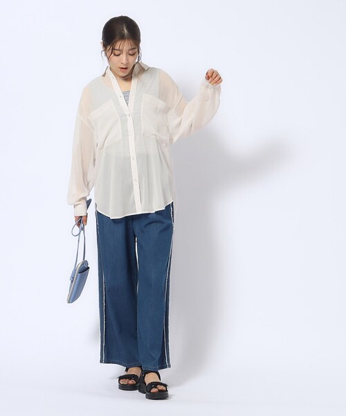 Cutie Blonde（キューティーブロンド）の「◆BIGポケットシアー楊柳シャツ（シャツ/ブラウス・レディース・ライトベージュ/ホワイト系/ブラック・00）」の15枚目の写真