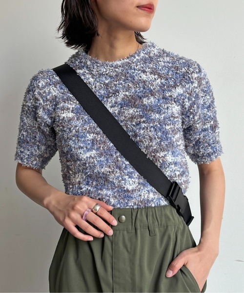 CPCM(シーピーシーエム)の「リボンヤーン段染めコンパクトプルオーバー(ニット/セーター・レディース・オレンジ/アイボリー/チャコールグレー/ブルー・FREE)」の3枚目の写真