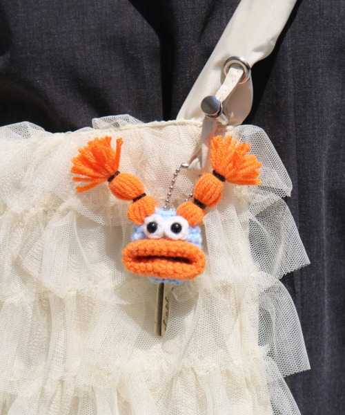 macaroni edge（マカロニエッジ）の「〈macaroni edge/マカロニエッジ〉毛糸のキーカバー（キーケース/キーアクセサリー・レディース・グリーン×オレンジ/ブルー系/オレンジ/ブルー/ピンク/ライトグリーン/ベージュ/チャコールグレー・ONE SIZE）」の22枚目の写真