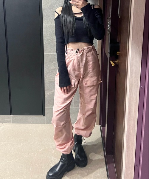 ROOPTOKYO(ループトウキョウ)の「▲Nylon Cargo Pants / ナイロンカーゴパンツ(カーゴパンツ・レディース・ブラック/ピンク・S/M)」の12枚目の写真