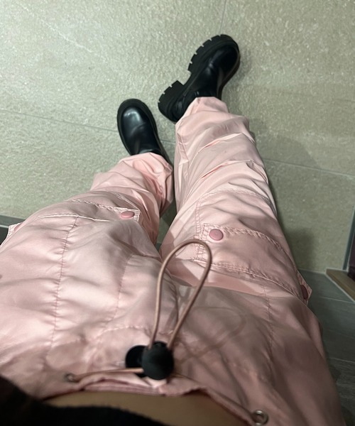 ROOPTOKYO(ループトウキョウ)の「▲Nylon Cargo Pants / ナイロンカーゴパンツ(カーゴパンツ・レディース・ブラック/ピンク・S/M)」の13枚目の写真