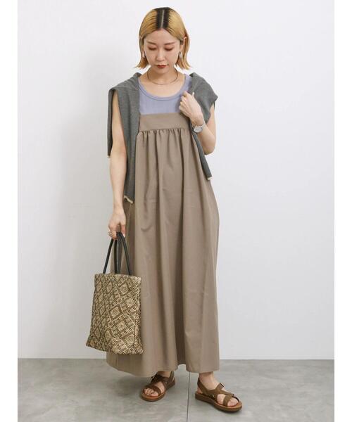 Samansa Mos2 blue（サマンサモスモスブルー）の「【ふっくらクッション】クロスベルトサンダル（ドレスシューズ・レディース・ブラック/キナリ/ブラウン・M/L）」の16枚目の写真